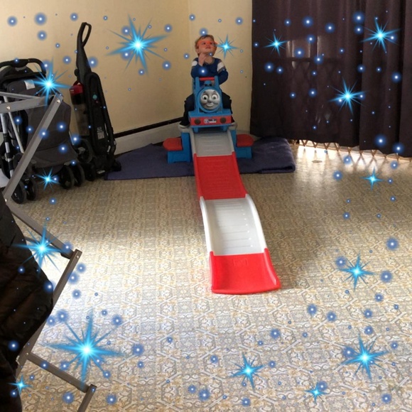 Meet your Posher, Adrienne - Picture 2 of 2